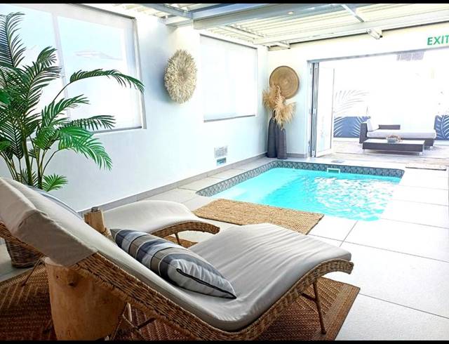 5 BEDROOM HOUSE FOR SALE IN PEARL BAY